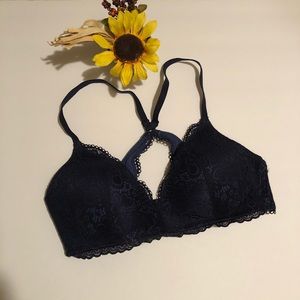 Women’s wireless aerie bra size 34C